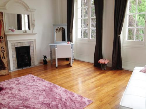 Le salon Privé du jour J Pour Mademoiselle
